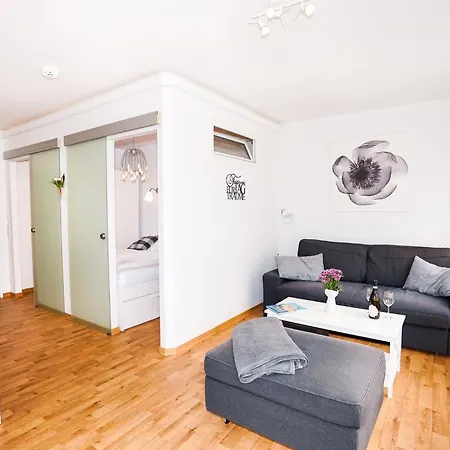 Kirchenstr 27, Whg 1 Apartment Groemitz