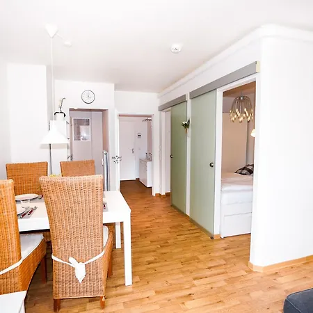Apartment Kirchenstr 27, Whg 1 Groemitz